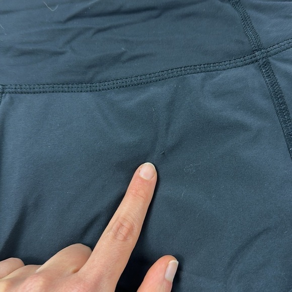Lululemon Speed Shorts Black - Picture 2 of 7